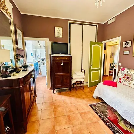 Spacieux En Centre-ville Apartman