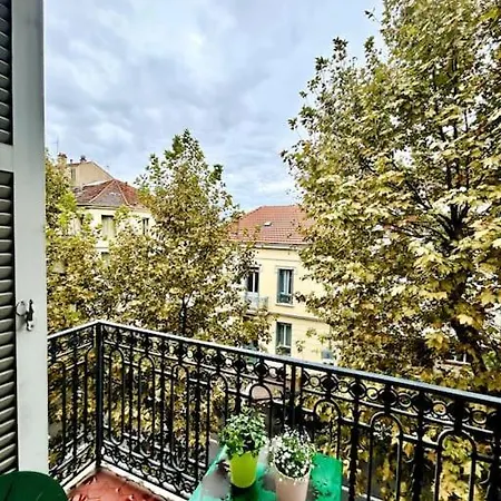 Spacieux En Centre-ville * Hyères